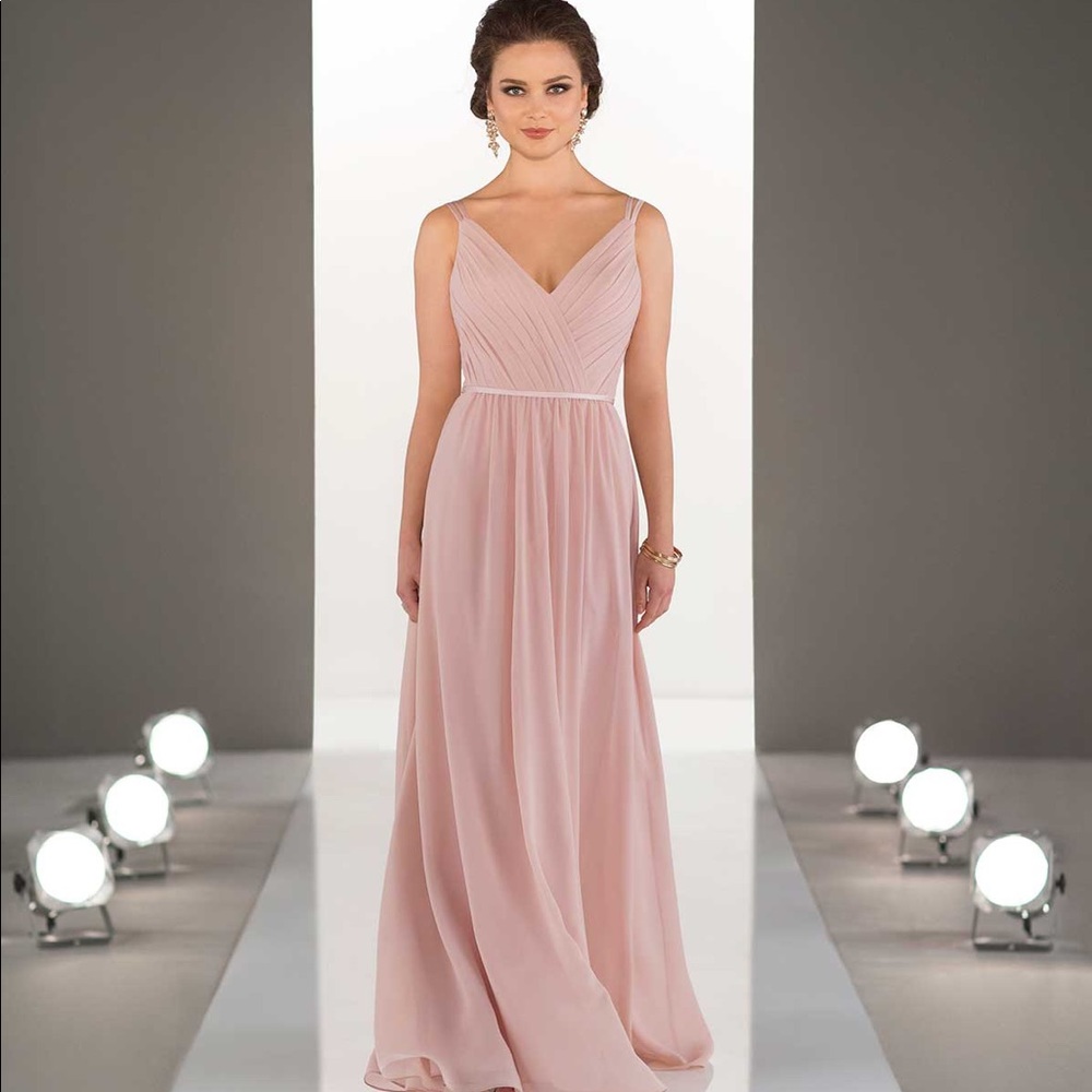 SORELLA VITA - V-NECK BRIDESMAID DRESS STYLE 8614